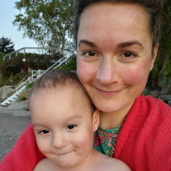 Meet your Posher, Marisa - Picture 1 of 1